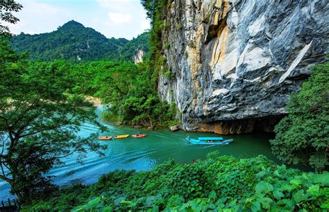 The 2012 Phong Nha-Ke Bang National Park UNESCO World Heritage Site Inscription: A Testament to Geological Wonders and Biodiversity Hotspots